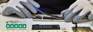 iPhone Battery Replacement Image