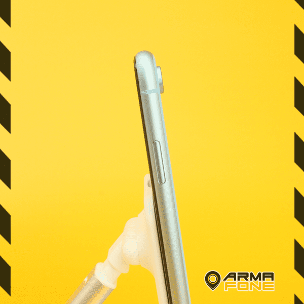 iPhone XR - ARMA592